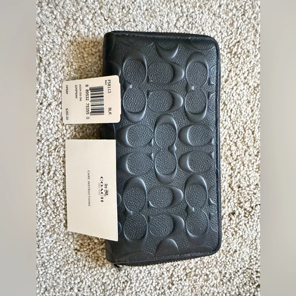 Coach Black Signature Zip Wallet